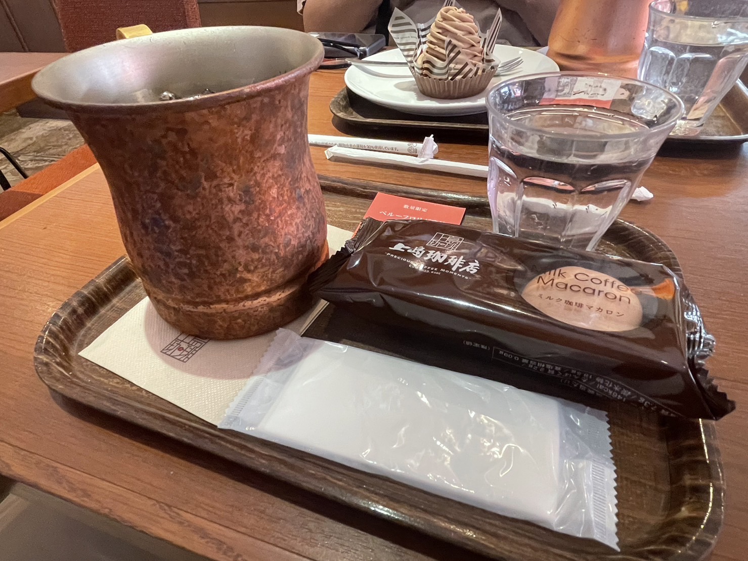 A photo from a Japanese cafe, by DigitallyDownloaded.net